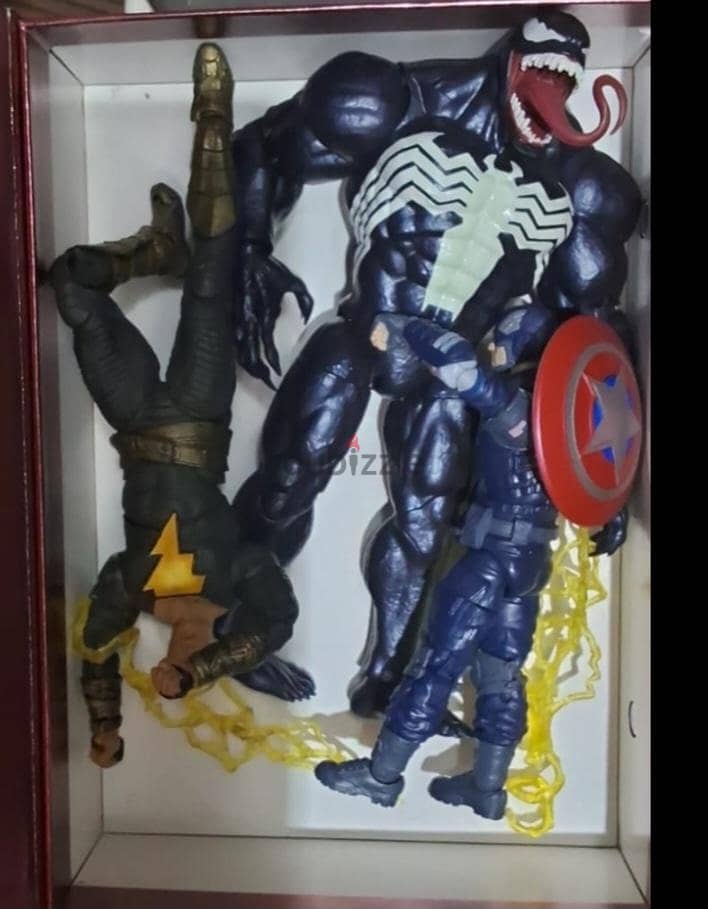 superheroes action figures 1