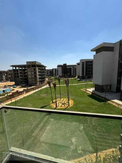 شقة للبيع في مدينتي في الb15 جاهزة للسكن الفوري ڤيو وايد جاردن