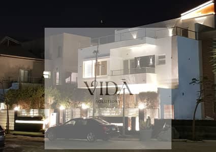 8 Bedrooms 600 sq.M Twinhouse for sale 43,000,000 EGP in Zayed Dunes Compound, Sheikh Zayed