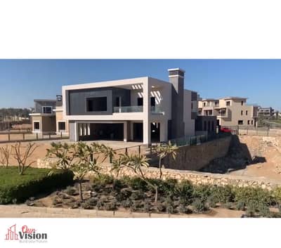Villa for sale in New Giza Ivory hill phase 2 First Row Golf Special design  building area: 988m Land:1016m 6 bedrooms 8 bathrooms Nanny's room Price