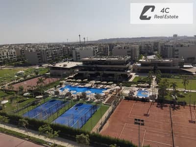 شقة  مودرن  فيو كلوب هاوس للإيجار في كمبوند  فيفت سكوير مراسم مون ريزيدنس  Marasem Fifth Square – فيو كلوب هاوس وتشطيب سوبر لوكس