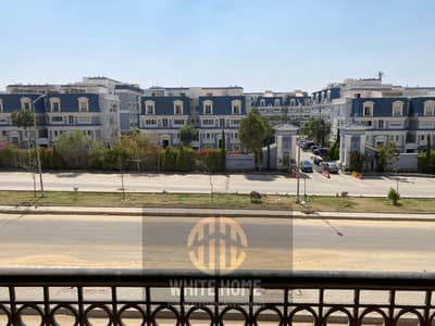 Apartment for sale in al andalous 1. Prime location in front of mountain view executive & katameya dunes. 5 minutes to AUC and near to all facilities.