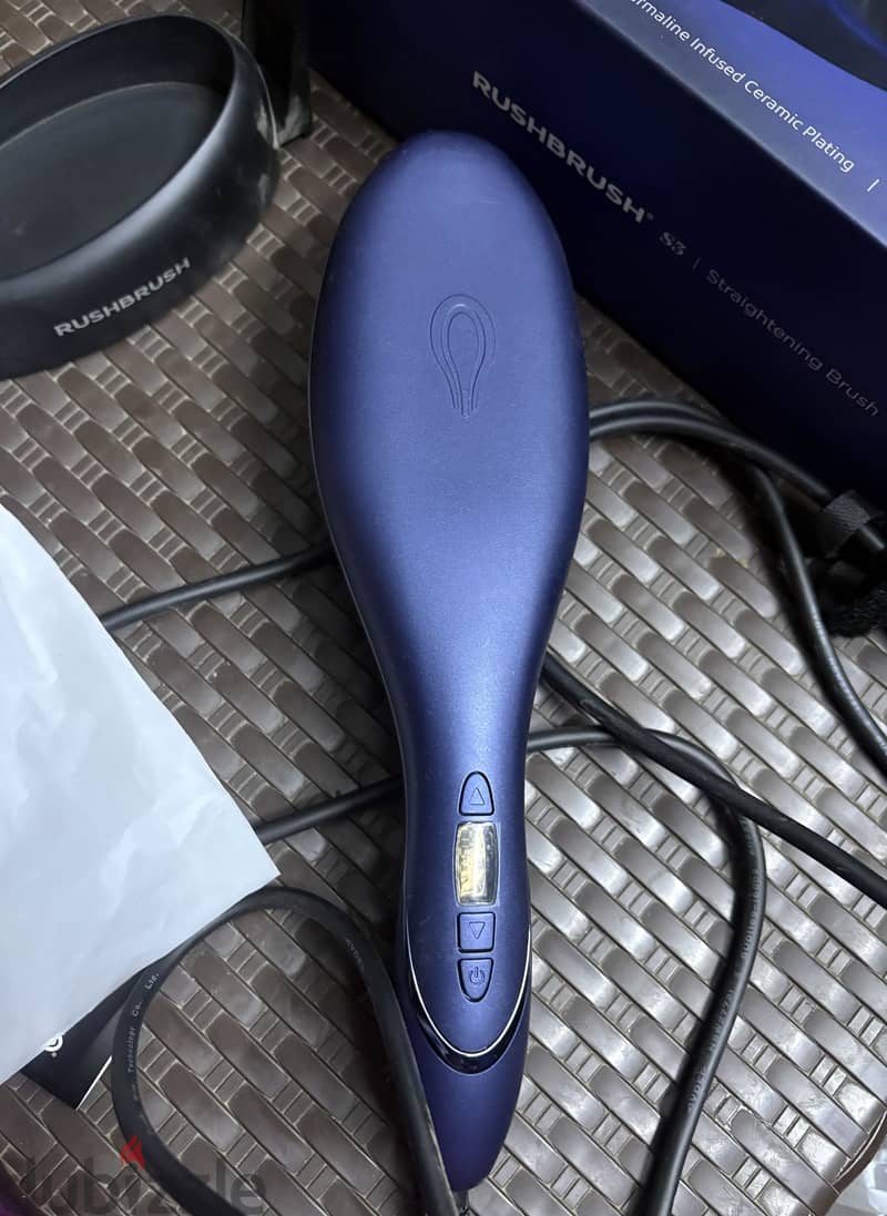 Rush brush S3 straightening brush 1