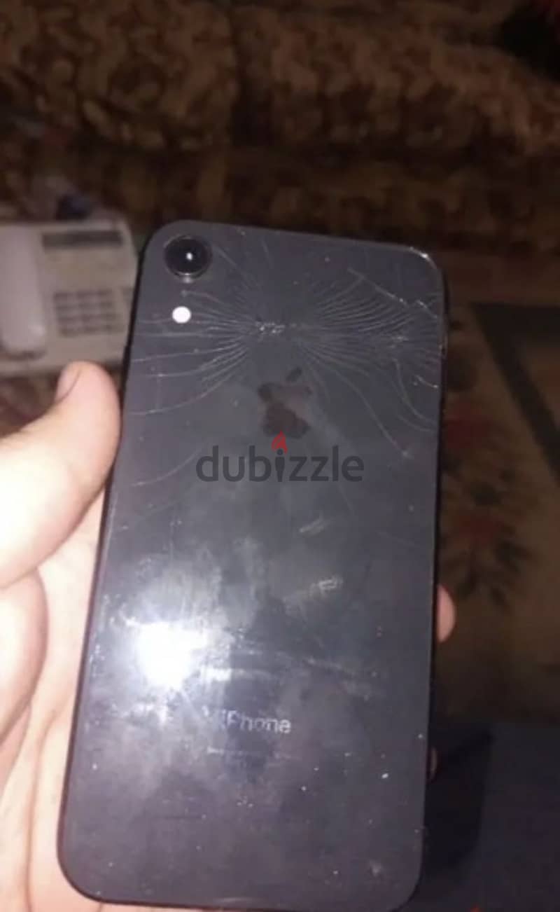 iPhone XR 1