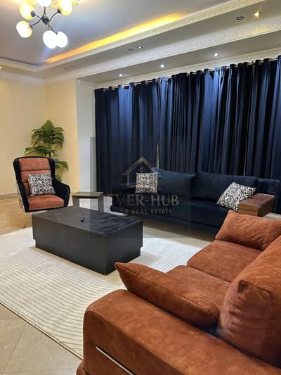 شقة مميزة للإيجار مفروشه فندقي في أرقى كومباوندات الشيخ زايد: Beverly Hills – West Town  موقع استراتيجي قريب من Al Nada Hospital