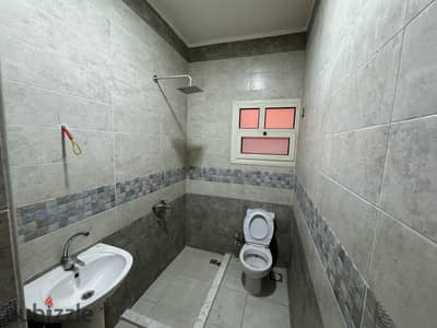 Apartment for sale in the second district, super deluxe, one minute from the main road and all services.