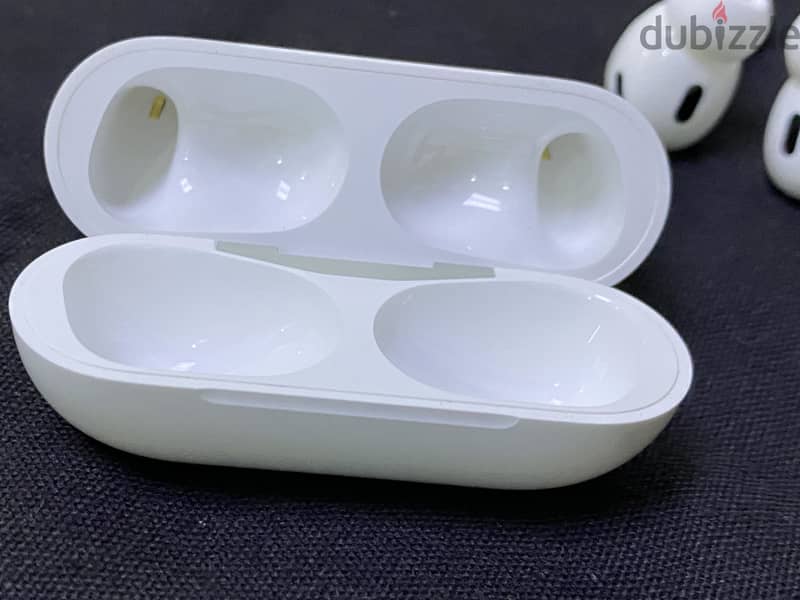 Apple AirPods pro 2 new without box 3