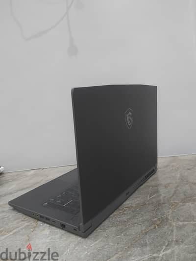 لابتوب MSI Thin 15 كسر زيرو - RTX 2050 - بالضمان والكرتونة