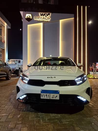 كيا سيراتو ٢٠٢٤ للايجار بسائق او بدون - Kia Grand Cerato 2024 For Rent