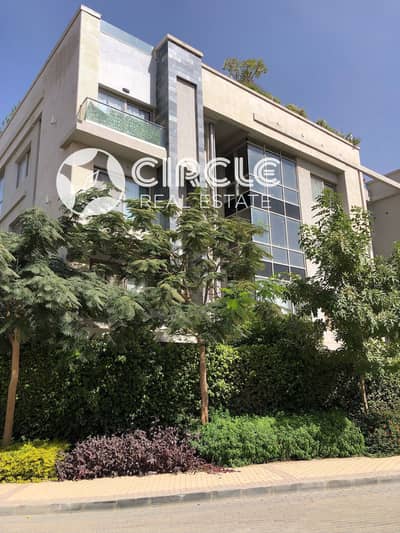 شقة ١٥٩م في لوكيشن مميز للبيع في كمبوند جاليريا مون فالي التجمع الخامس Galleria Moon Valley