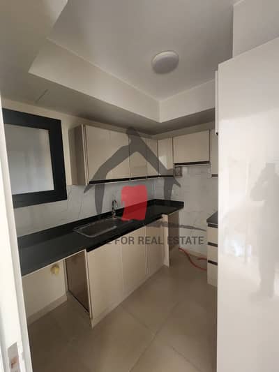 شقة غرفتين  مفروشة بالكامل مطبخ فقط  للإيجار في O West – Tulwa Phase