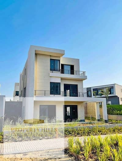 فيلا بفيو لاند سكيب للبيع باقل سعر في الماركت جاهزة للمعاينة