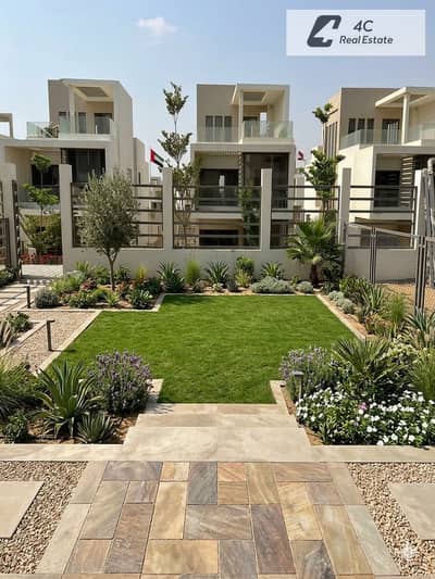 Villa Townhouse Corner 3 bedroom Fully finished with ACs Kitchen shatters ultra super lux Ready to move for sale in Fifth Square AlMarasem New Cairo Villa Townhouse Corner 3 bedroom Fully finished with ACs Kitchen shatters ultra super lux Ready to move for sale in Fifth Square AlMarasem New Cairo