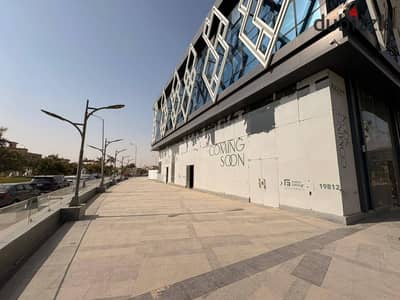 مكتب 74مترللايجارعلي طريق جمال عبد الناصر امام مول العرب في اكتوبر بفيو علي الواجهة مباشرة - Kazan Mall