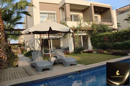 Luxury 5-Bedroom Hotel Villa with Pool & Garden – Palm Valley Compound, Sheikh Zayed