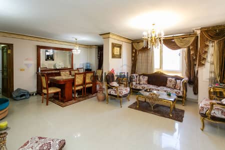 Apartment for sale 195 m Smouha (Hilton Street - inside a compound)