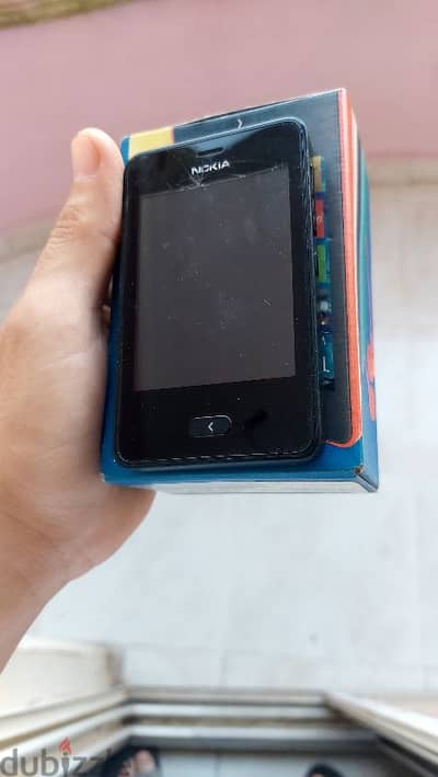 Nokia Asha 501 بطارية قوية