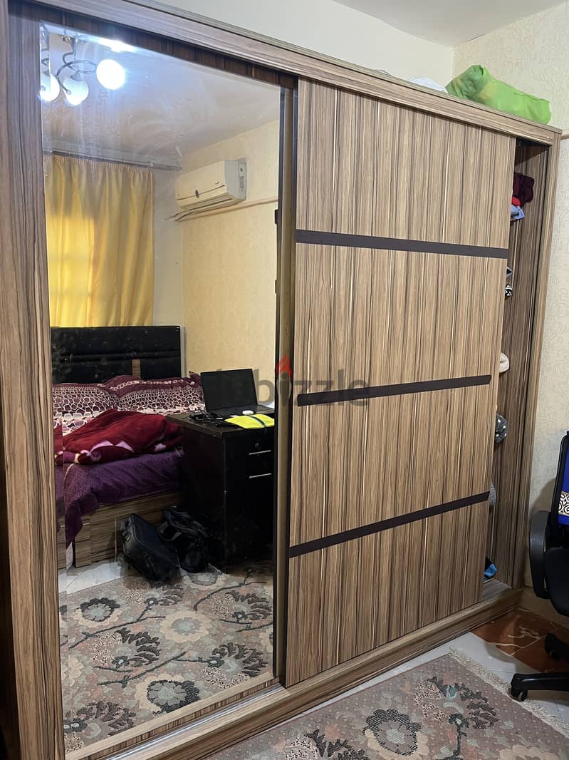 ‏غرفة نوم بحالة جيدة جدا 2