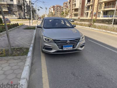 MG 5 2021 Luxury 73,000 km صيانات توكيل