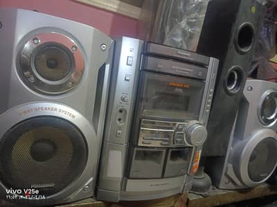 باناسونك صب ومسرح٨٥٠٠وات بعمل فلاشه وبلوتس وراديو وريموت واريال