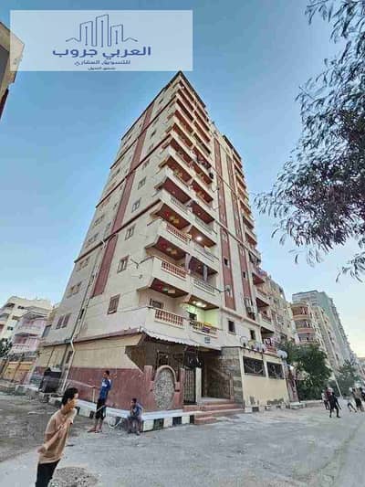 شقه في الإسكندرية شاطئ النخيل تشطيب التـــــــــــرا لوكس موقع سكني ممتاز شامل الخدمات