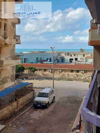 شقه بجوار البحر في الإسكندرية شاطئ النخيل تشطيب التـــــــــــرا لوكس موقع ممتاز
