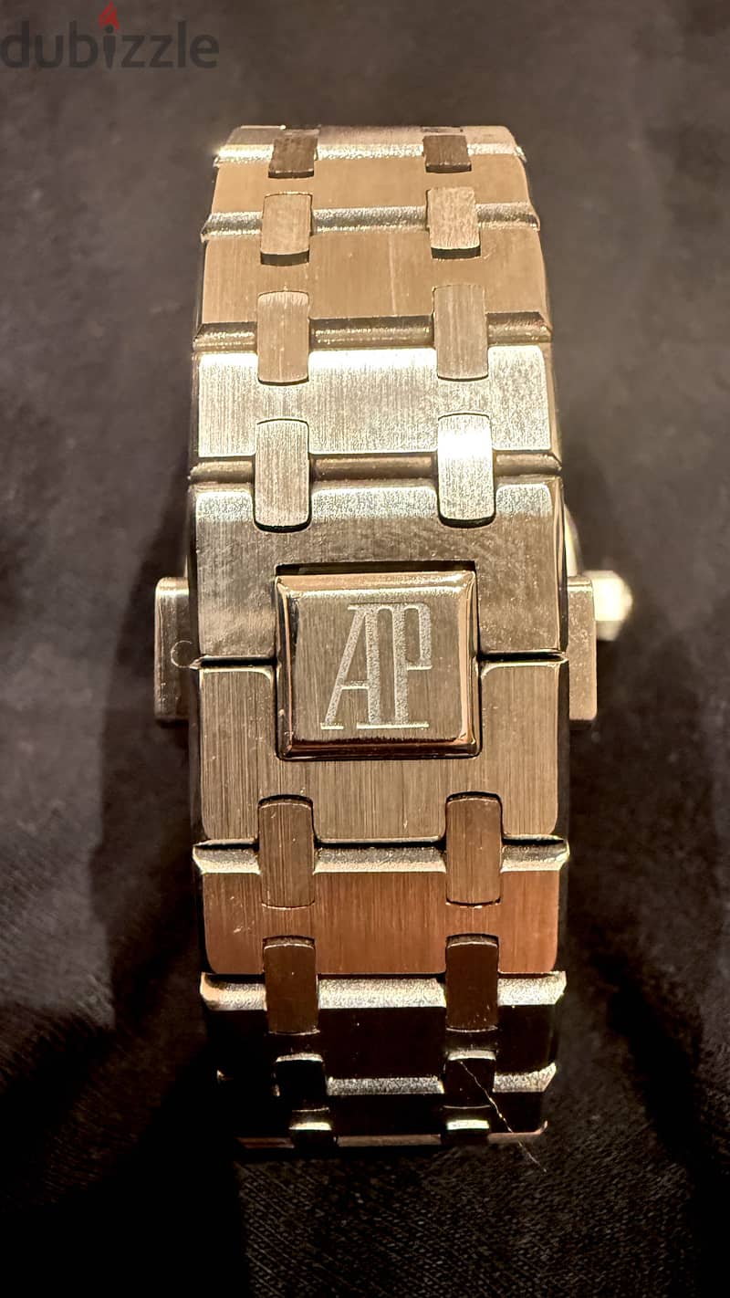 Audemars Piguet AP Royal Oak Watch 2