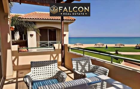 Chalet for sale in installments over 10 years with a direct sea view in Telal Sokhna