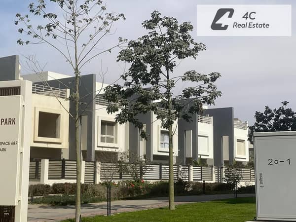 Ready to move in Grand villa town house villa corner 4 bedrooms Prime location on open view for sale in compound Hyde Park New Cairo