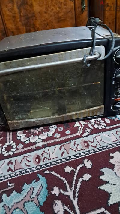 للبيع فرن كهربائي مستعمل