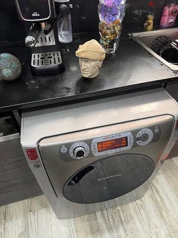غساله اريستون تاتش بالمجفف