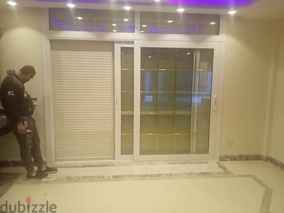 شيش حصيره. ستائر مكتبيه. صيانه جميع قطاعات شيش الحصيره والستائر المكت