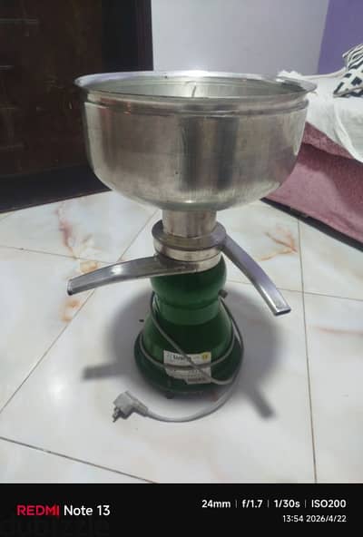فرازة لبن كهرباء تركي Lusa  للبيع.