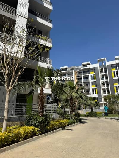 Own your unit with us now. . And benefit from our exclusive offers with a minimum down payment!