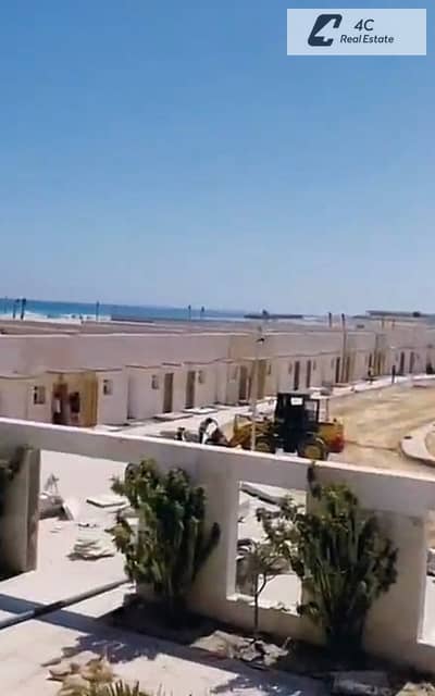 تاون هاوس في لوكيشن مميز باقل من سعر الماركت  للبيع في سيشور هايد بارك، الساحل الشمالي seashore Hyde Park north coast