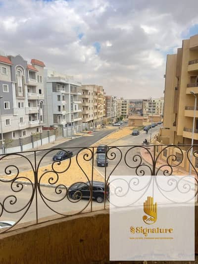Apartment for sale at a special price, Ready To Move, fully finished to a super deluxe standard in South Lotus, Fifth Settlement, New Cairo.