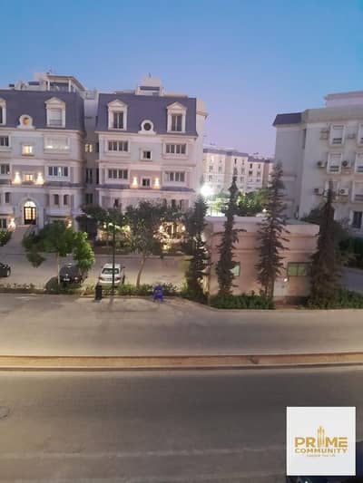 شقة 202 متر للايجار بالمطبخ والتكيفات بتشطيب الترا سوبر لوكس موقع مميز بماونتن فيو هايد بارك التجمع الخامس Apartment 202 sqm for rent in Mountain view
