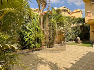 Furnished villa for rent in Al Rehab 10th District, T1, with special finishes.