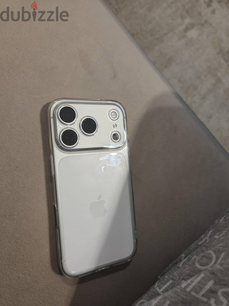 Iphone 17 Pro Silver 1