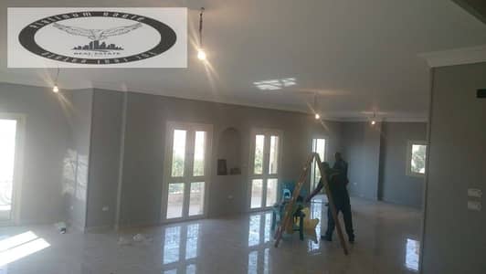 Apartment for rent in New Cairo, suitable for residential or commercial use, south of the Academy, near North 90th Street and Hassan El Sharbatly Mosq