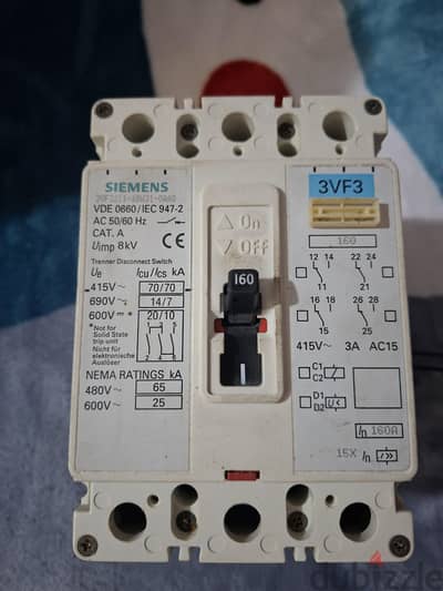 مفتاح قاطع ١٦٠ انبير SIEMENS