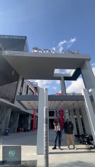 Golden opportunity for doctors – 80m clinic for rent on Sheikh Zayed Central Avenue | Direct frontage on Capital Park