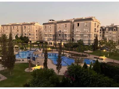 شقه 80% متشطب دبل ڤيو مفتوح علي لاندسكاب وحمام سباحه في الطابق الثالث من مشروع ماونتن فيو هايد بارك Mountain view hyde park المرحلة الثانية