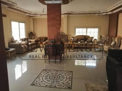 Basment duplex in west arabella 310 bua and 70 meters private garden with 4 bedrooms and 3 bathrooms fully finished