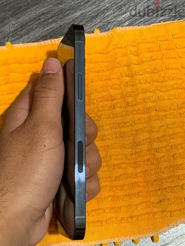 iPhone 12 pro 3