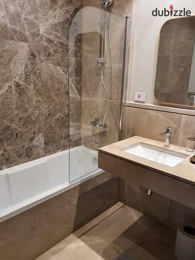 Apartment in Aeon Towers, Mall of Arabia, available for rent