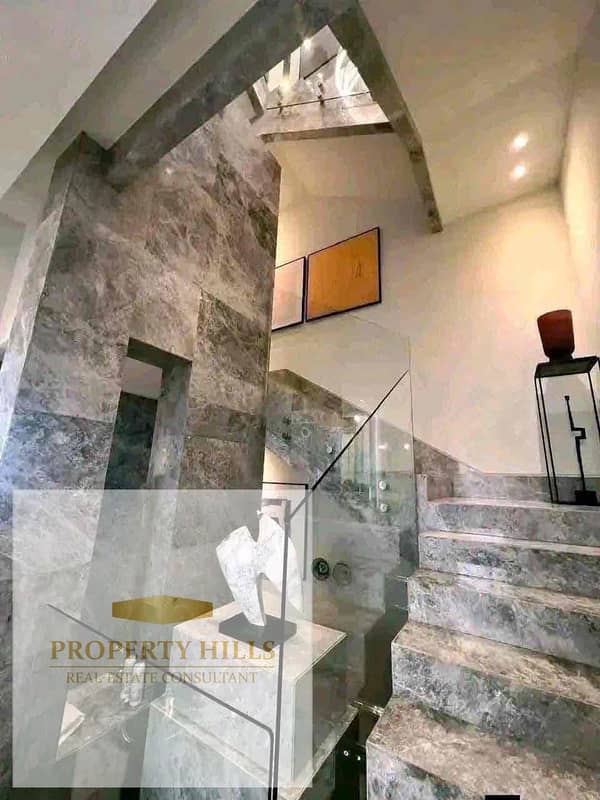 Villa for sale in the Water Way compound, in front of the American University, with facilities for quick sale