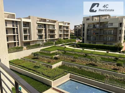 شقة للايجار 100 م +جاردن  تشطيب الترا سوبر لوكس  فيو club house  في المراسم فيفث سكوير في الجولدن اسكوير التجمع الخامس القاهرة الجديدة