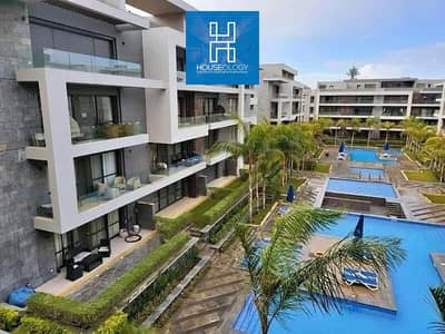 Lowest price on the market: 3-bedroom apartment in a prime location for sale in La Vista Patio Sola compound.