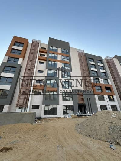 شقة في كمبوند آريا Aria Mostaqbal City  استلام فوري مستقبل سيتي الأهلي صبور بمساحة 204 متر ٣ غرف نوم و٣ حمامات  نصف تشطيب